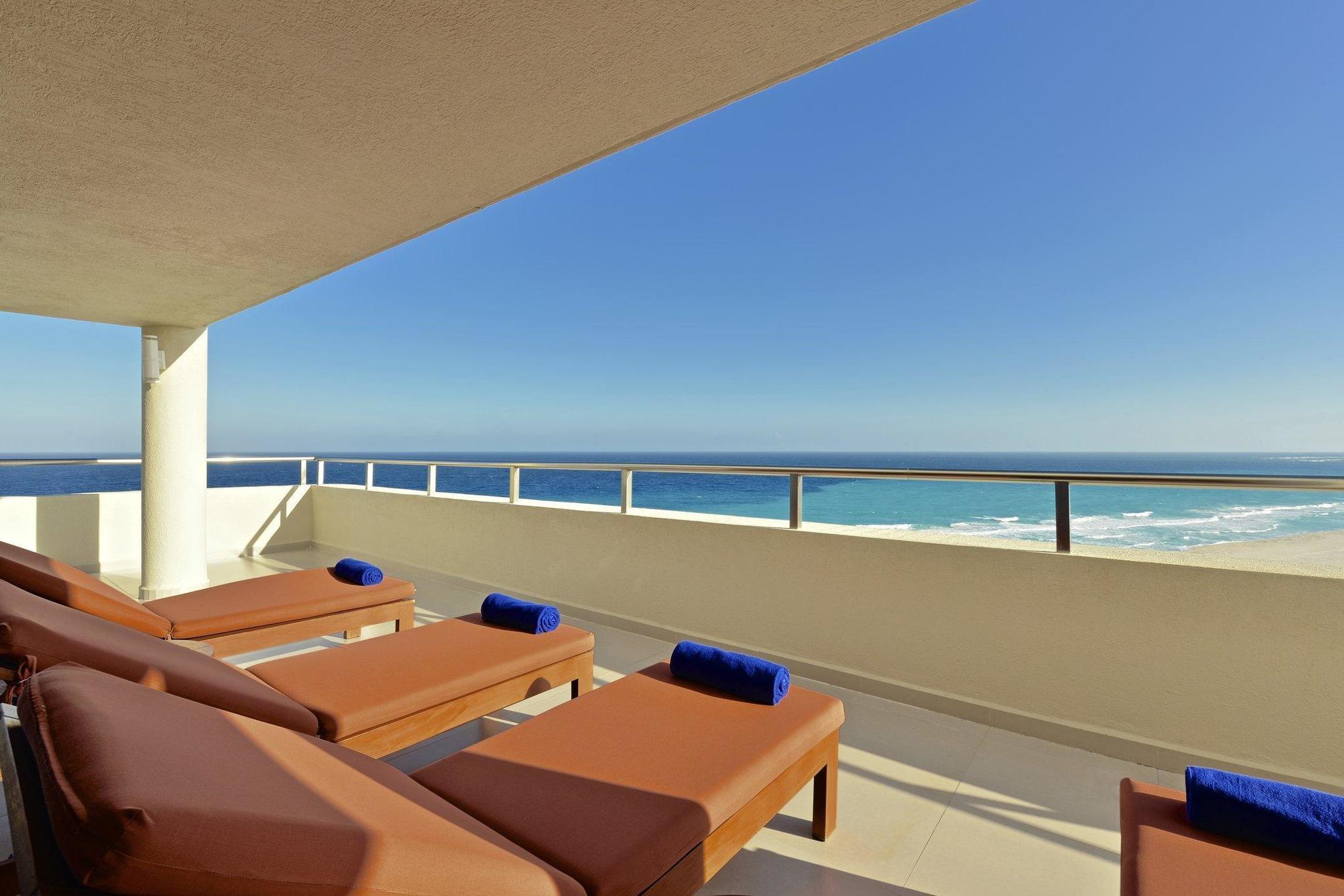 Hilton Cancun Golf & Spa
